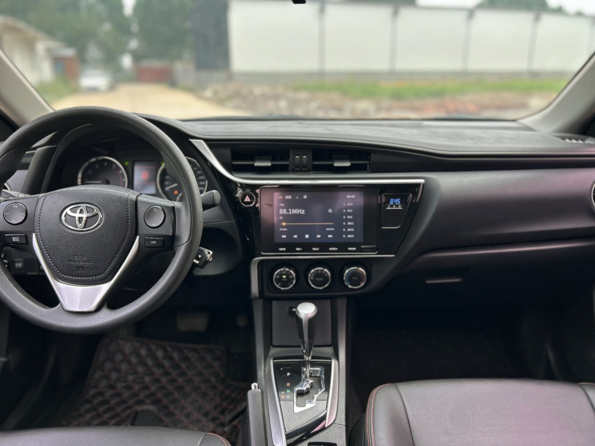 Toyota Corolla 2019 car image #6