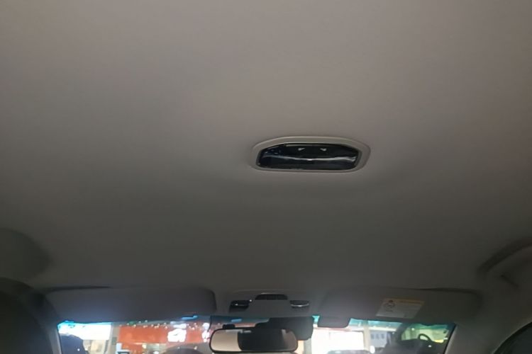GEELY Emgrand 2019 #18 GEELY Emgrand 2019 car image #18