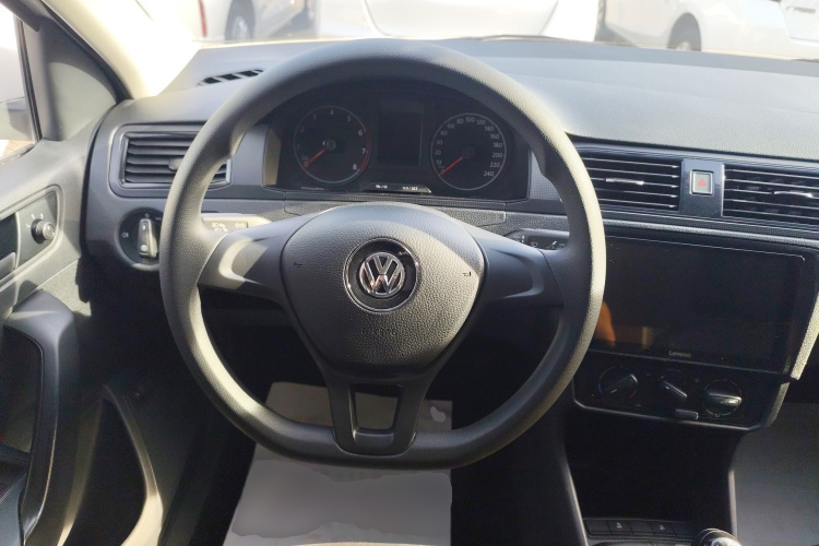 Volkswagen Santana 2020 car image #11