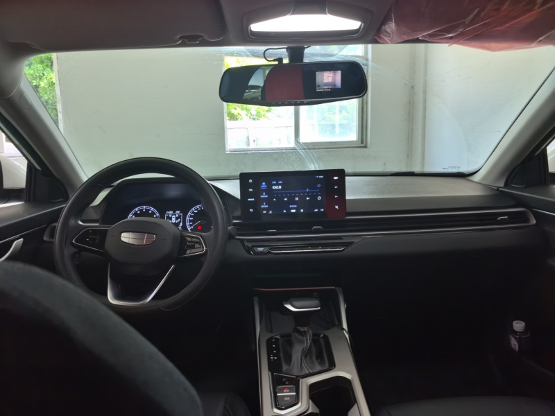 GEELY Emgrand 2025 car image #6