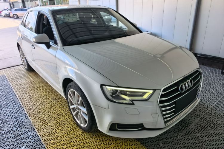 Audi A3 2021 car image #4