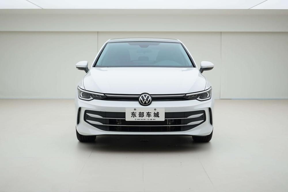 Volkswagen Golf 2025 #2 Volkswagen Golf 2025 car image #2