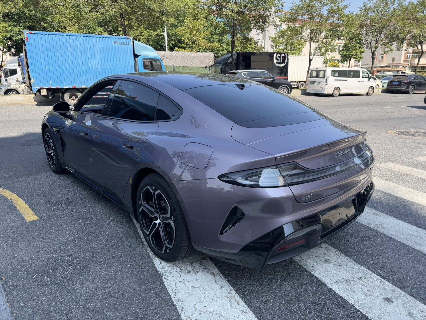 MI SU7 2025 immagine di auto #6