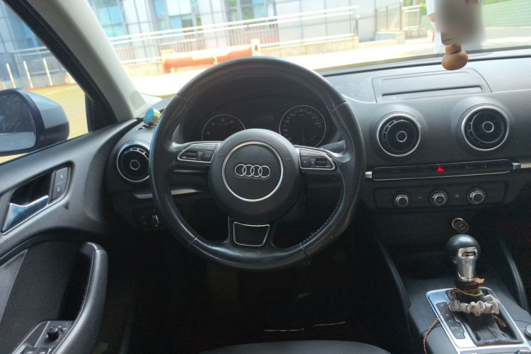 Audi A3 2014 immagine di auto #15