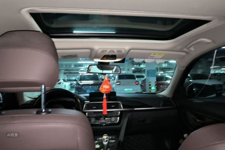 BMW 3 Series 2019 car image #20