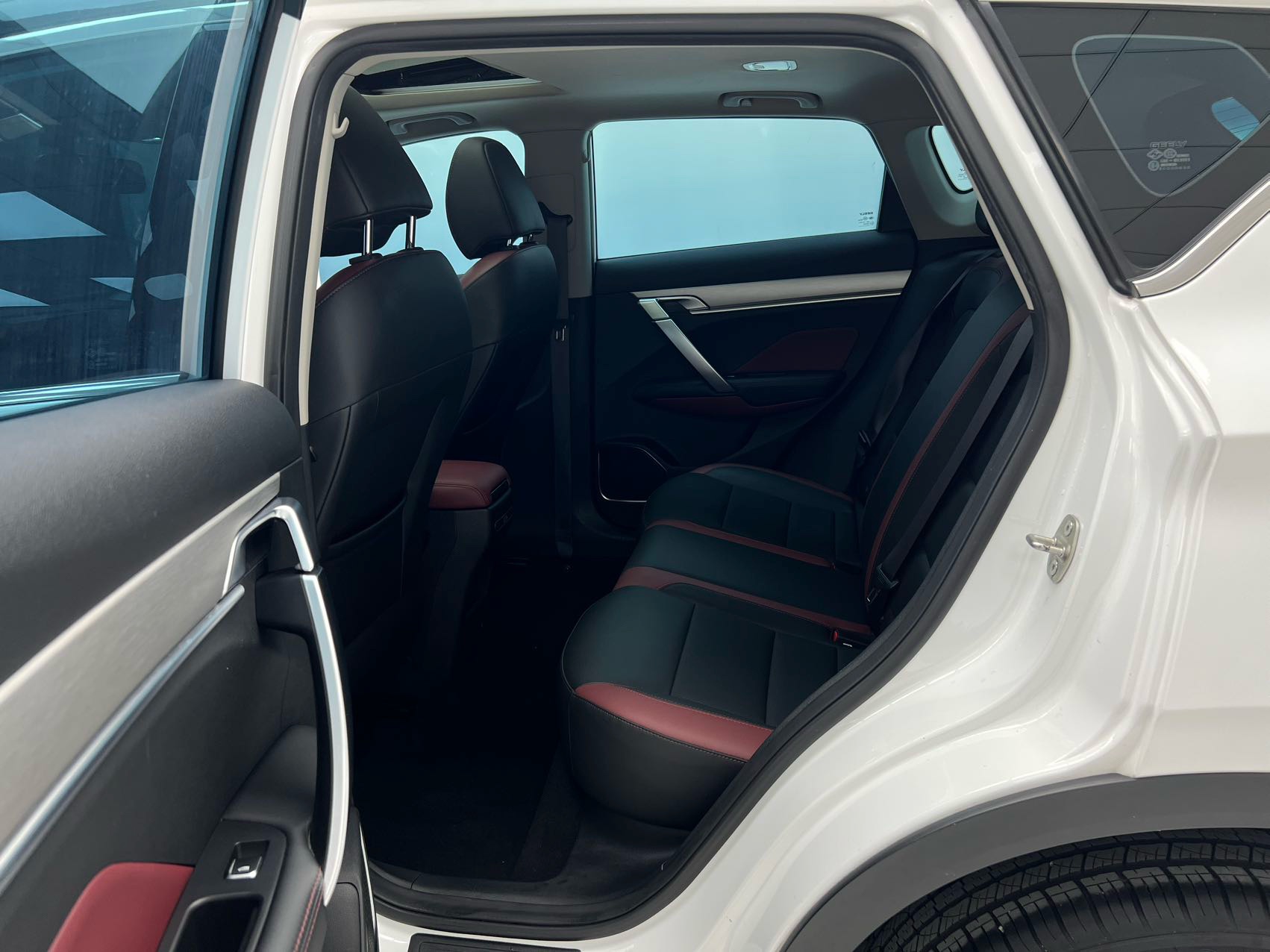 GEELY Coolray 2022 immagine di auto #14