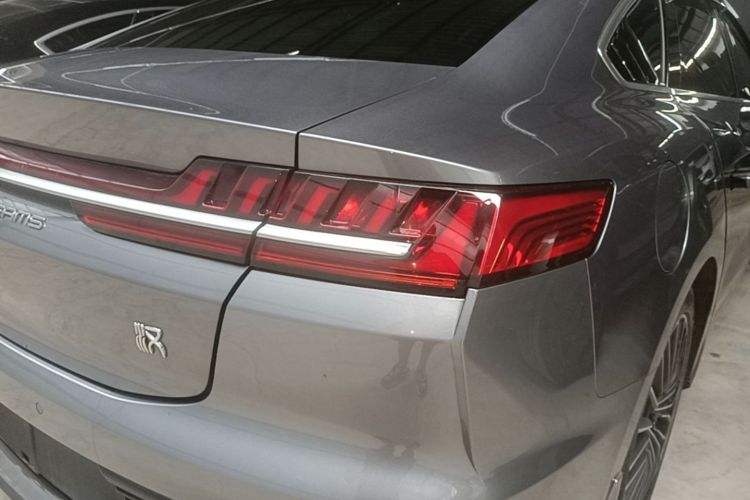 BYD Han 2021 car image #8