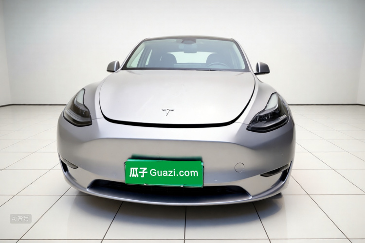Tesla Model Y 2023 #3 Tesla Model Y 2023 car image #3