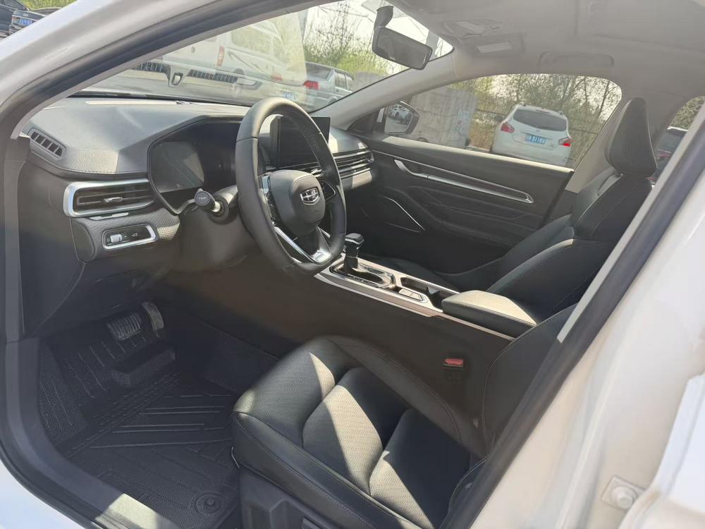 GEELY Emgrand 2022 car image #8