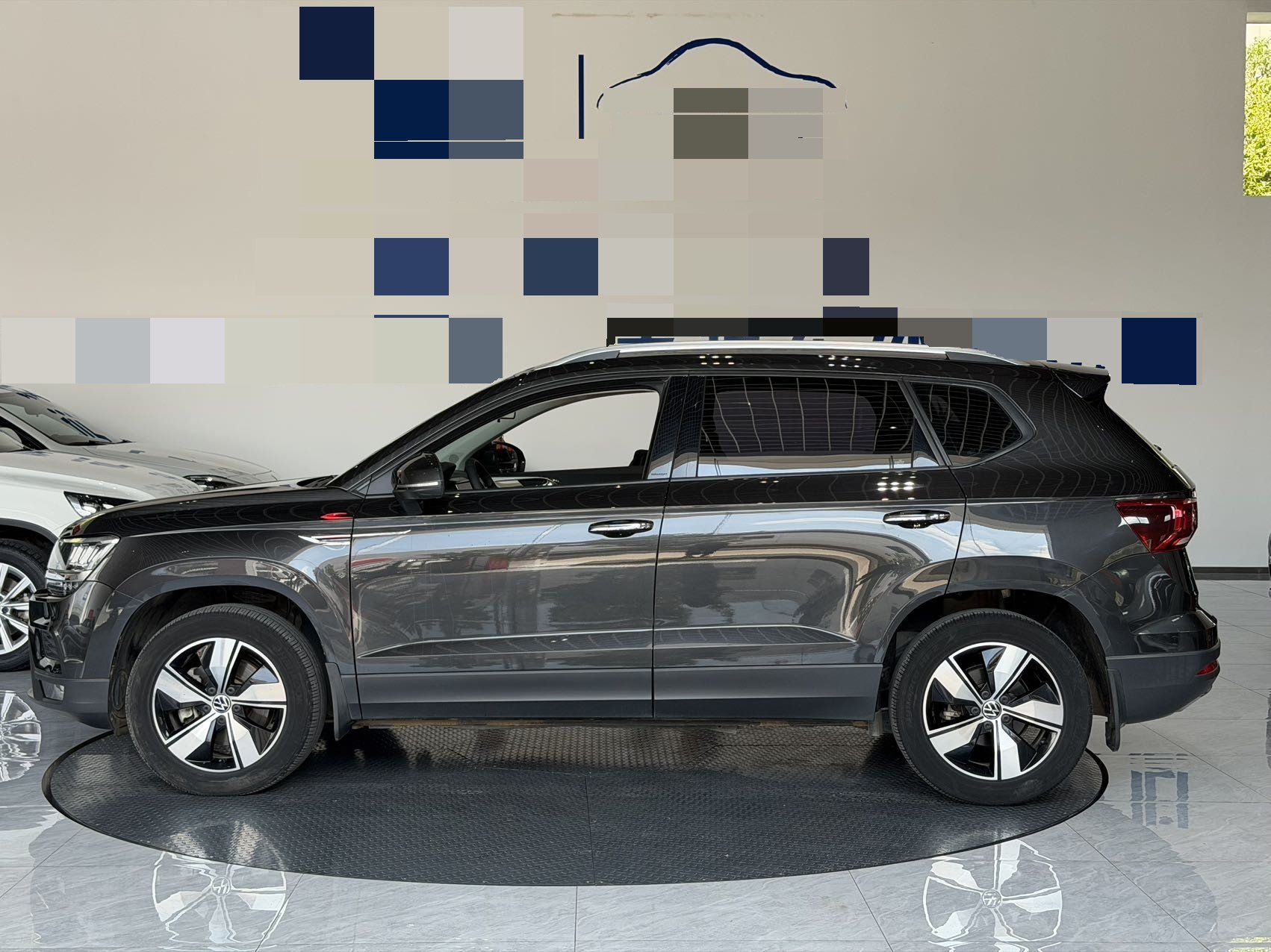 2023 car image #12