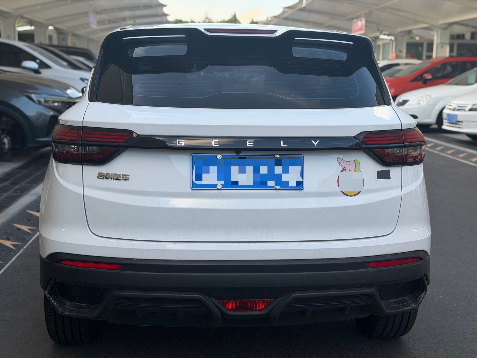 GEELY Coolray 2026 car image #3