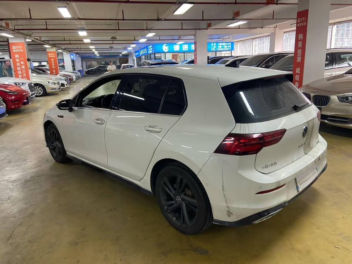Volkswagen Golf 2021 #4 Volkswagen Golf 2021 صورة سيارة #4