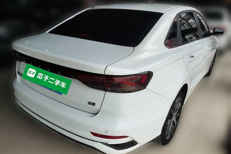 GEELY Emgrand 2022 #7 GEELY Emgrand 2022 car image #7