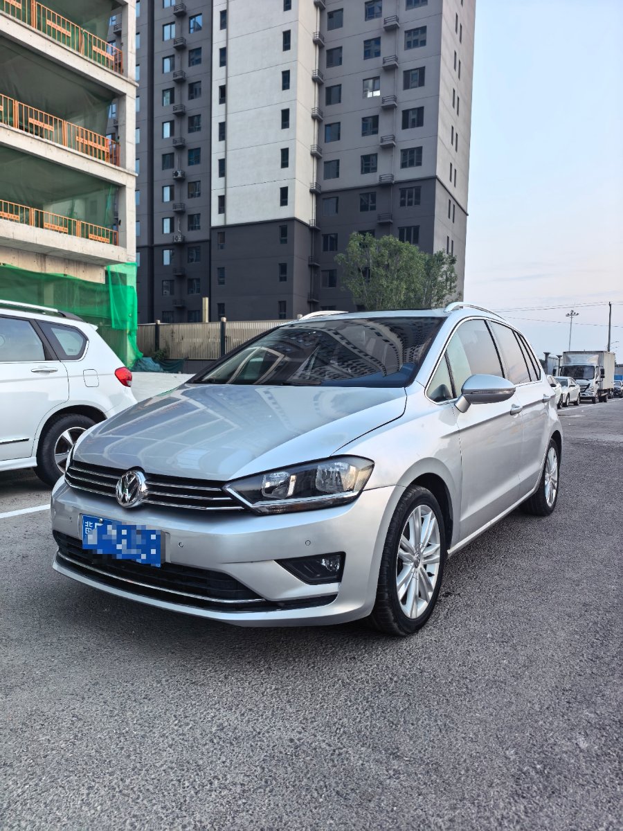 Volkswagen Golf Sportsvan 2016 Volkswagen Golf Sportsvan 2016 изображение автомобиля