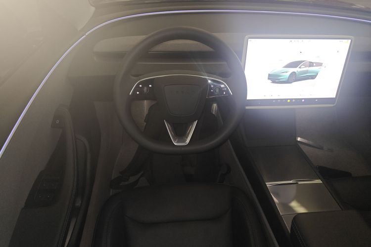 Tesla Model 3 2024 #11 Tesla Model 3 2024 car image #11