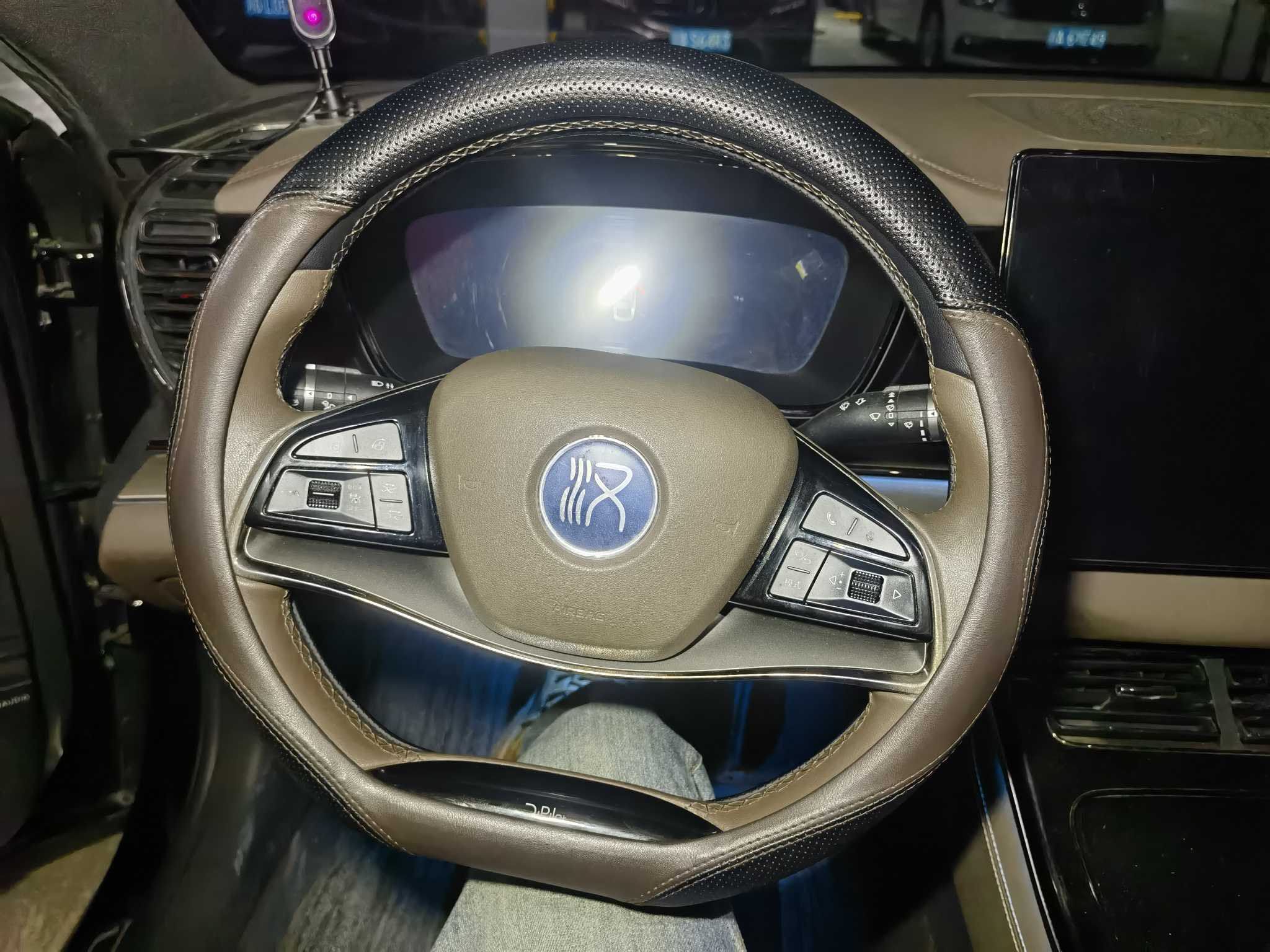 BYD Han 2024 #8 BYD Han 2024 car image #8