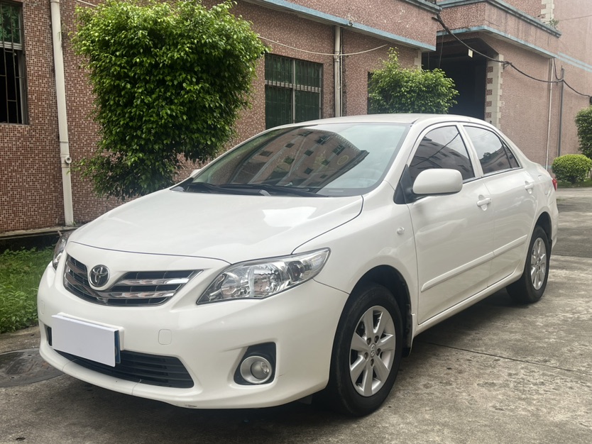 Toyota Corolla 2014 Toyota Corolla 2014 car image