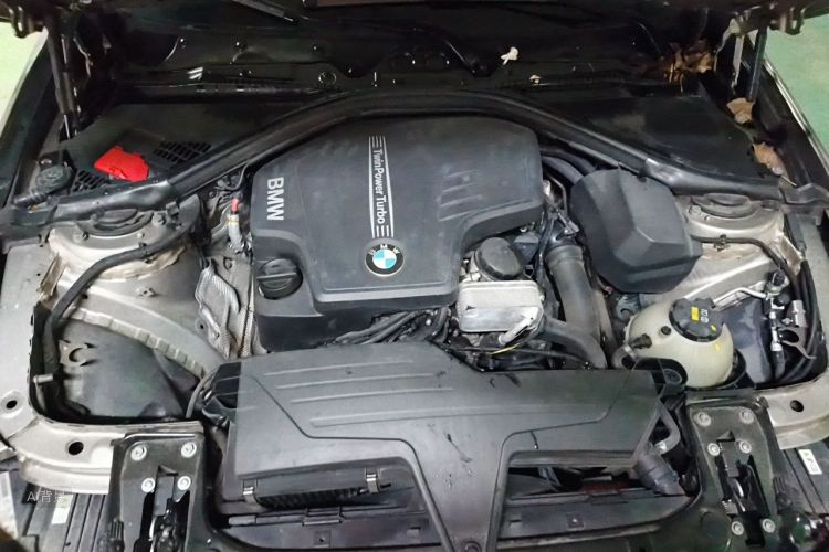 BMW 3 Series 2015 immagine di auto #22