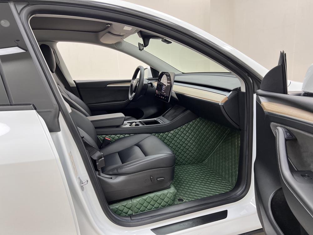 Tesla Model Y 2022 #17 Tesla Model Y 2022 car image #17