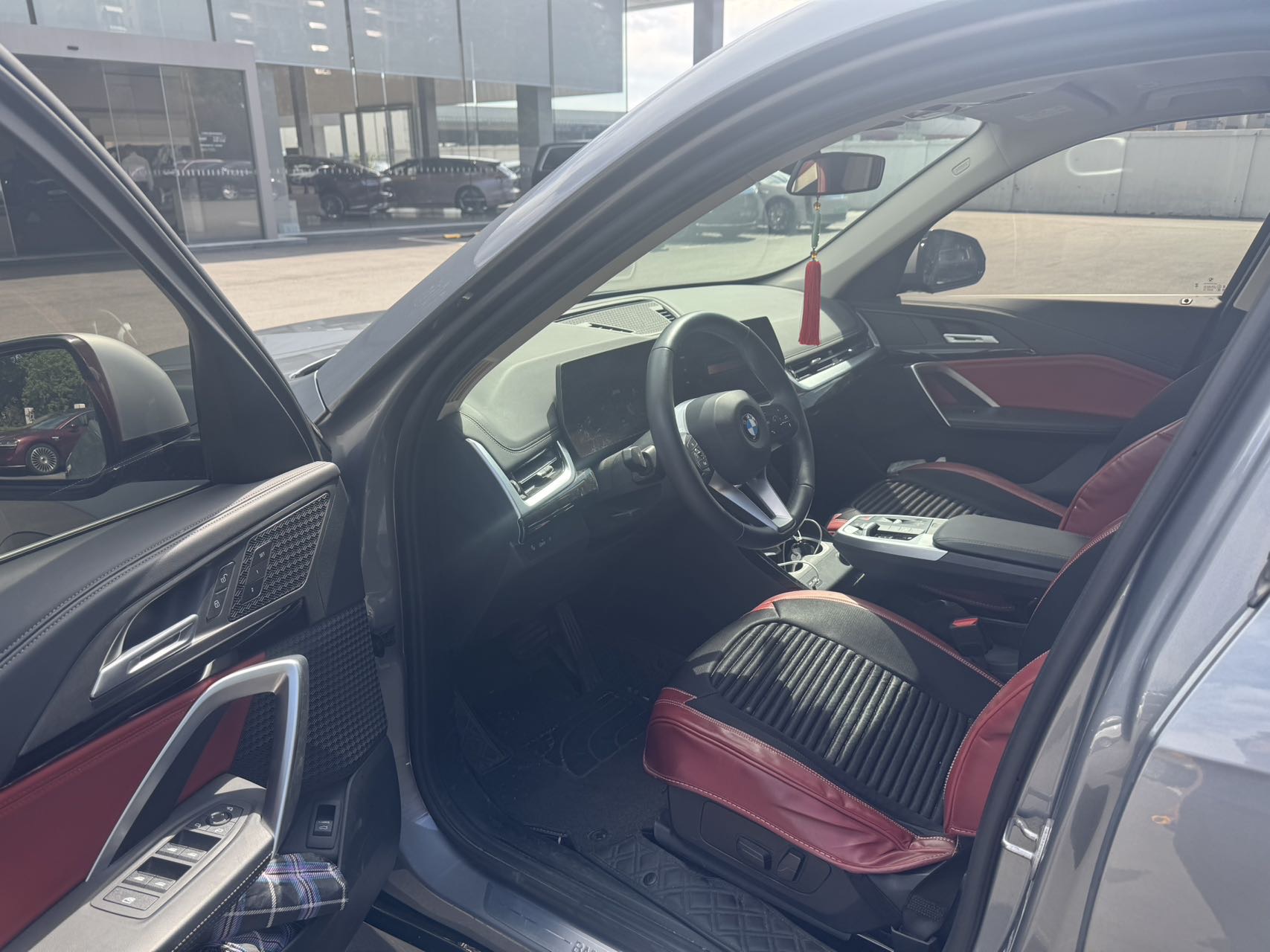 BMW X1 2023 car image #2