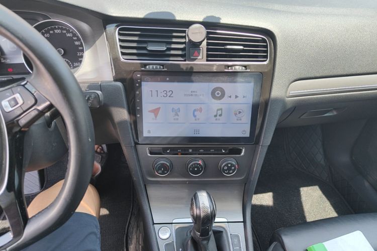 Volkswagen Golf 2015 #13 Volkswagen Golf 2015 car image #13