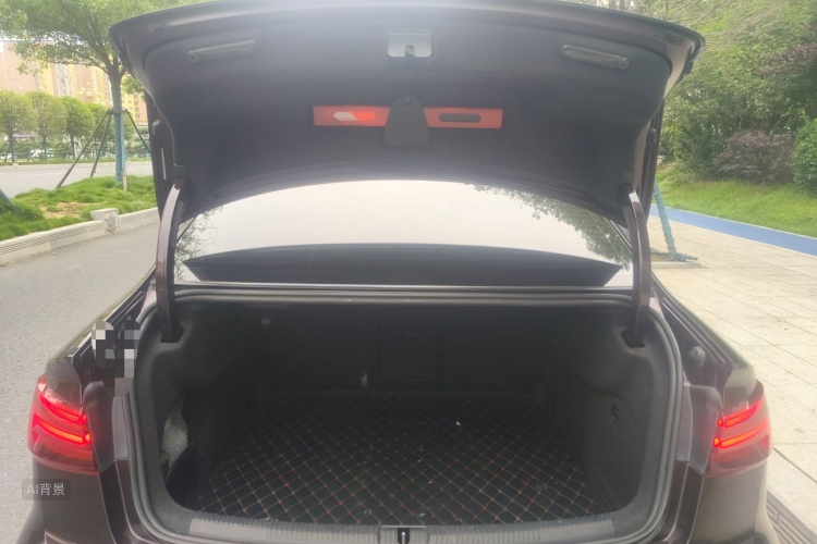 Audi A3 2019 car image #21