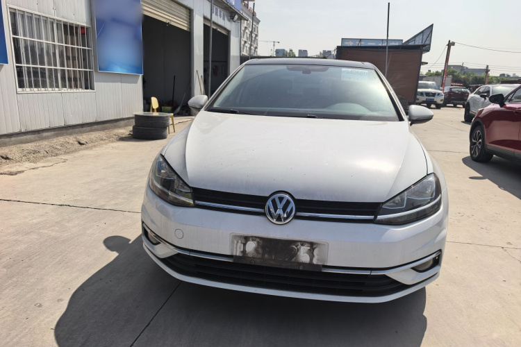 Volkswagen Golf 2020 imagen de coche #3