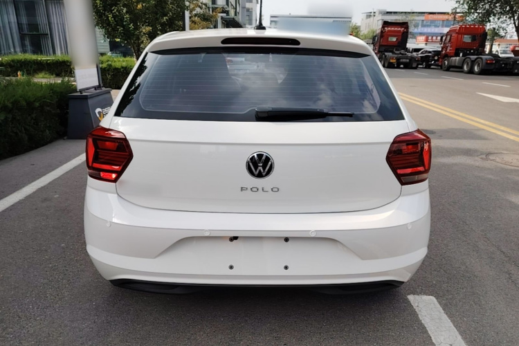 Volkswagen Polo 2021 #6 Volkswagen Polo 2021 car image #6