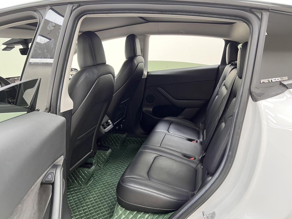 Tesla Model Y 2022 #27 Tesla Model Y 2022 car image #27