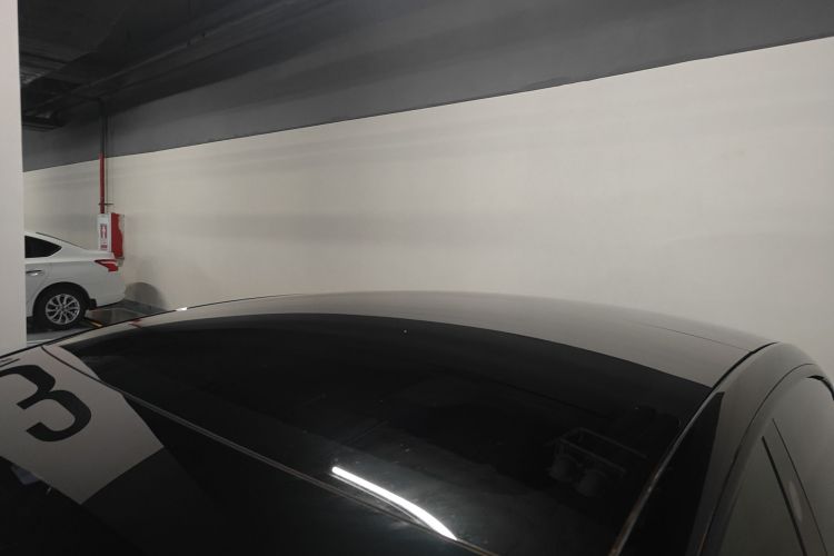Tesla Model 3 2022 car image #25