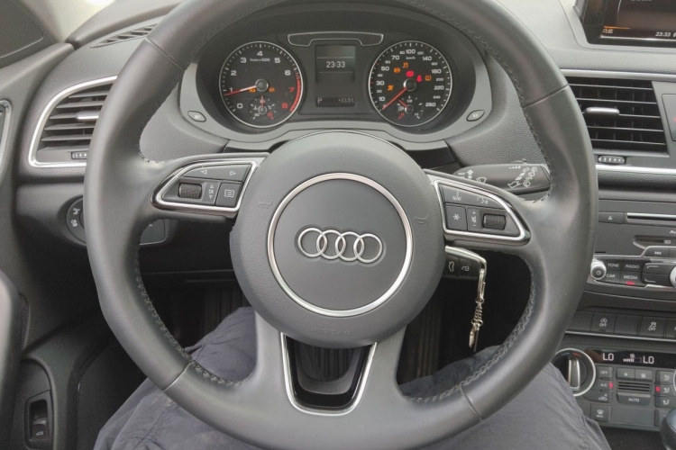 Audi Q3 2018 #16 Audi Q3 2018 car image #16