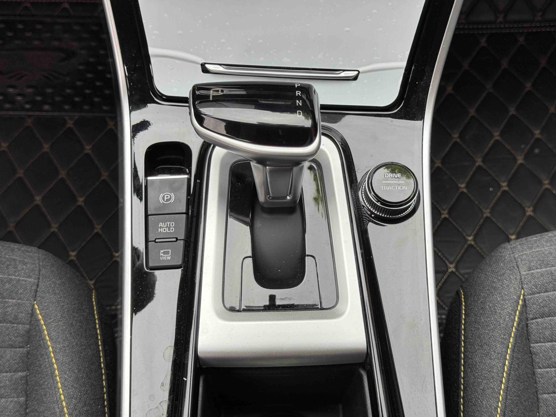 Kia Seltos 2025 car image #16