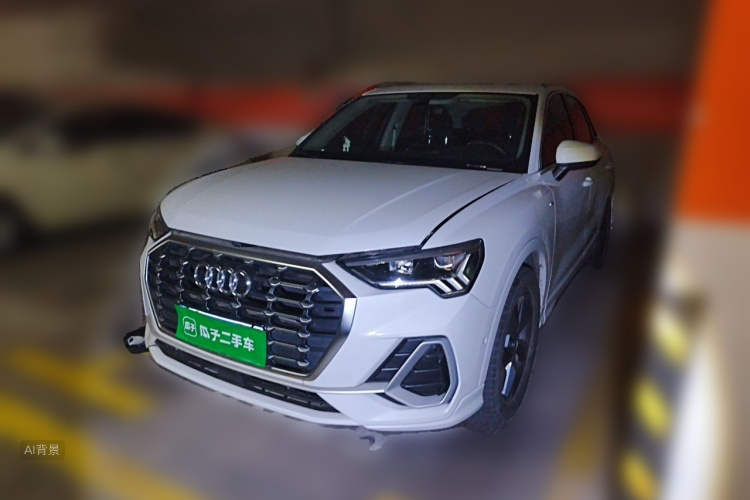 Audi Q3 2021 car image #2