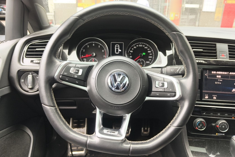 Volkswagen Golf 2019 #15 Volkswagen Golf 2019 car image #15