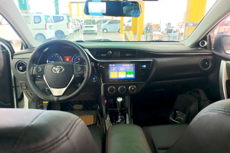 Toyota Corolla 2019 immagine di auto #10