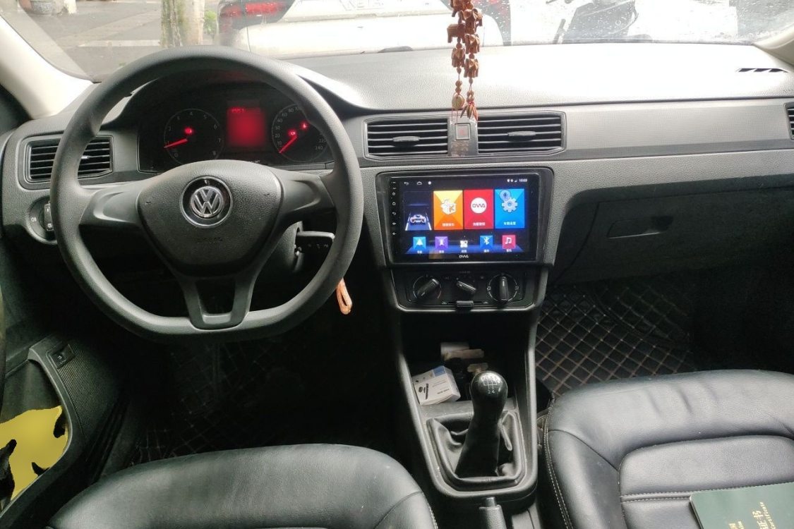Volkswagen Santana 2018 car image #21