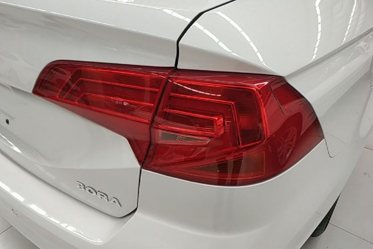 Volkswagen Bora 2019 car image #8