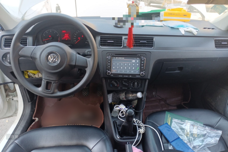 Volkswagen Santana 2016 car image #11