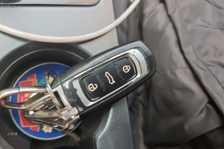 GEELY Emgrand 2019 #10 GEELY Emgrand 2019 car image #10