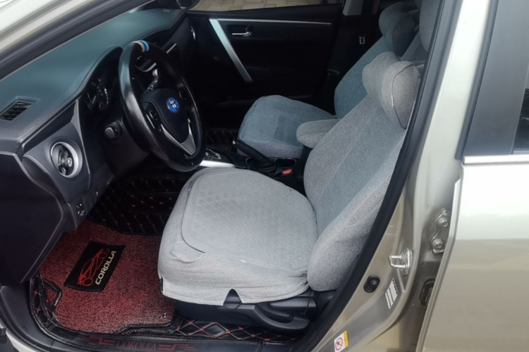 Toyota Corolla 2018 immagine di auto #15