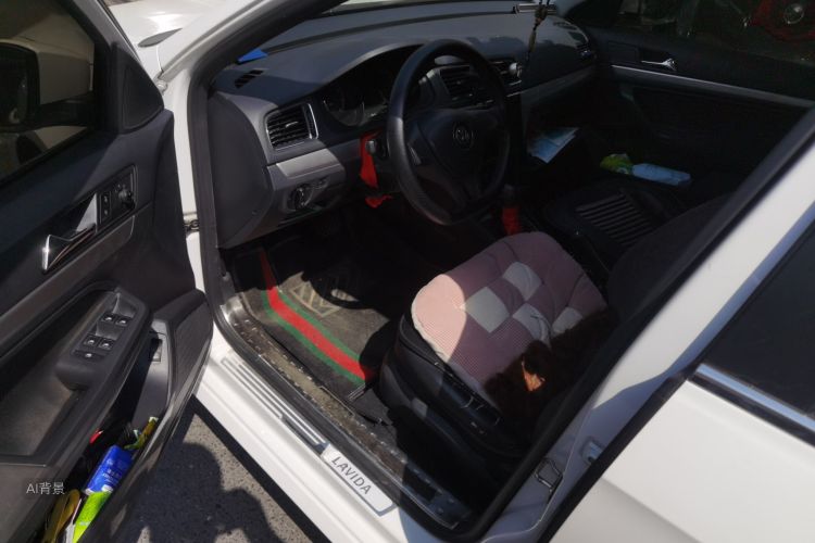 Volkswagen Lavida 2018 car image #18