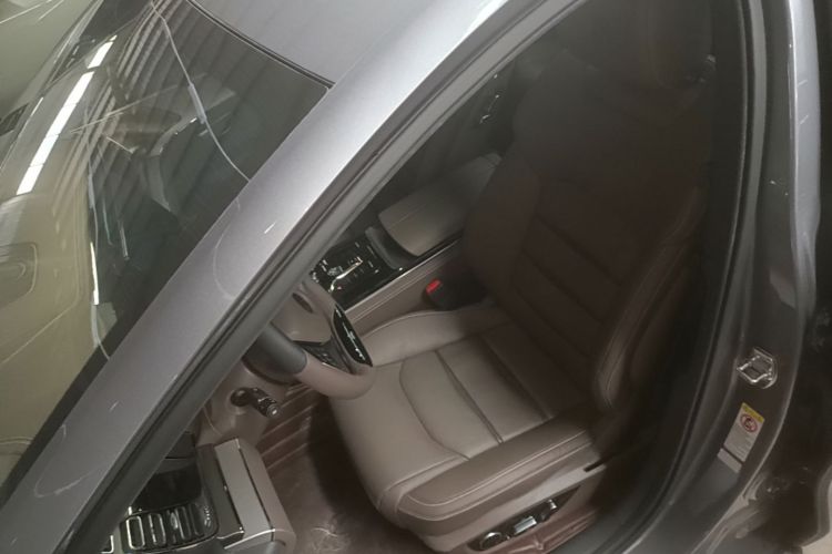 BYD Han 2021 car image #19
