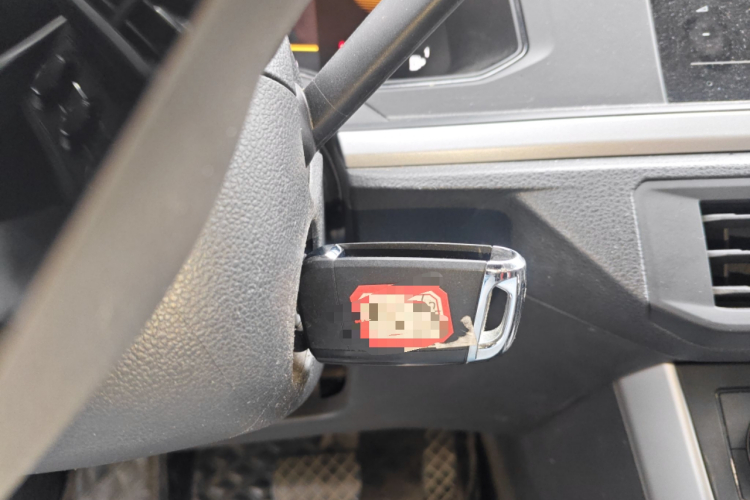 Volkswagen Polo 2023 car image #9