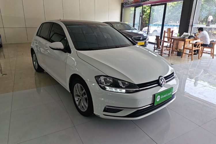Volkswagen Golf 2020 #4 Volkswagen Golf 2020 car image #4