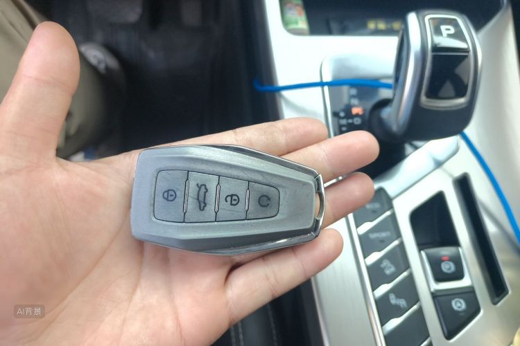 GEELY Coolray 2019 #10 GEELY Coolray 2019 car image #10