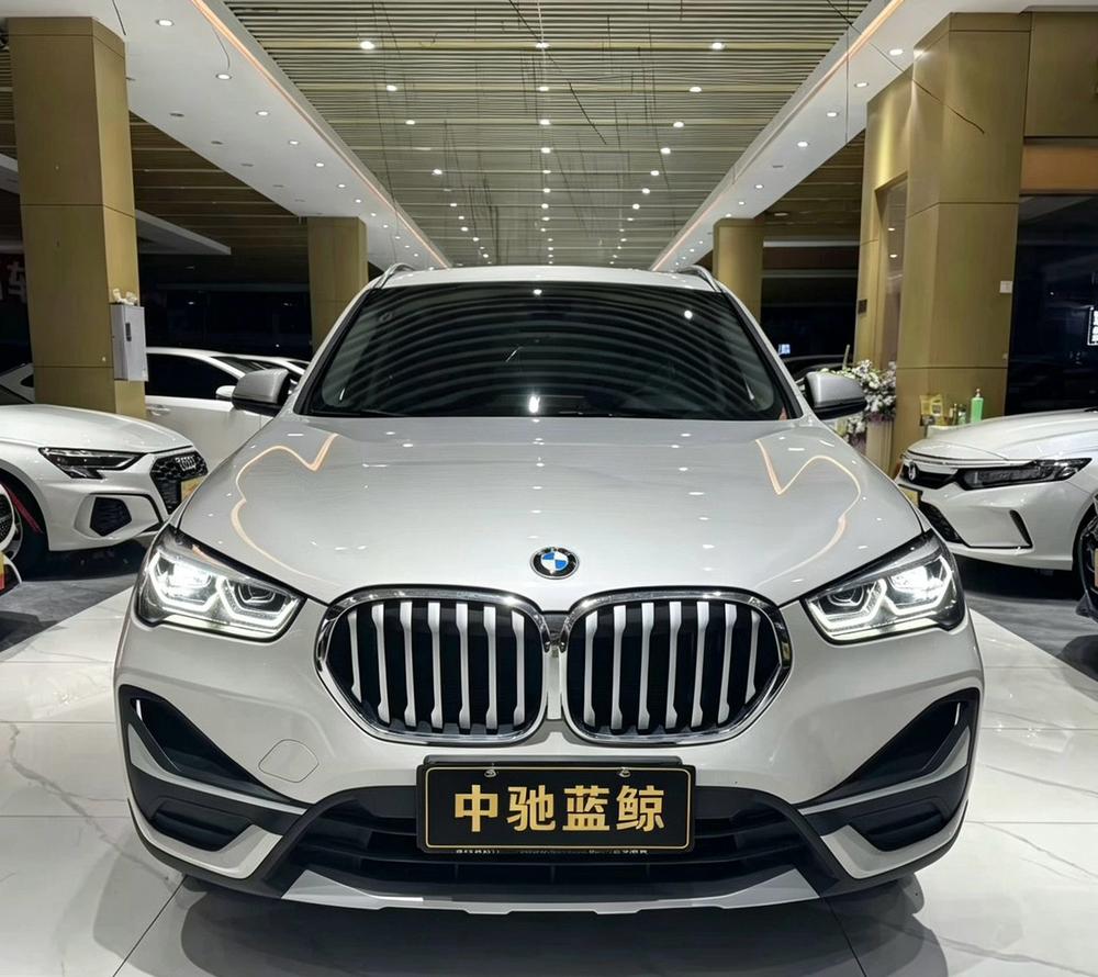 BMW X1 2022 car image #2