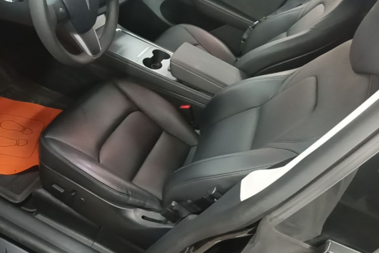 Tesla Model Y 2022 #15 Tesla Model Y 2022 car image #15