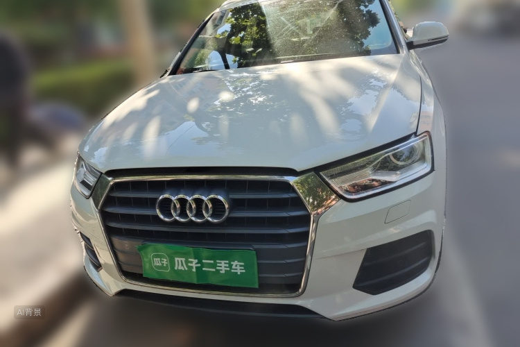 Audi Q3 2017 car image #3