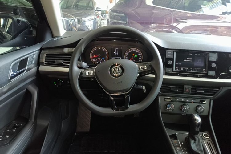 Volkswagen Lavida 2019 #11 Volkswagen Lavida 2019 car image #11