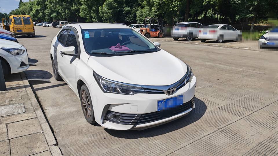Toyota Corolla 2019 #2 Toyota Corolla 2019 car image #2